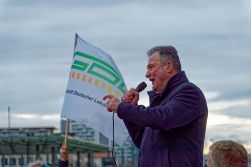 Claus Weselsky zu Gast bei der GDL-Demo am 26.01.2024 in Dresden Claus Weselsky zu Gast bei der GDL-Demo am 26.01.2024 in Dresden
