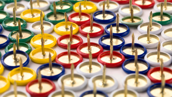 aushang pins bunte pins für Aushang